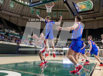 Thumbnail 3 in Zane Trace vs Minford (OHSAA D5 District Final) photogallery.