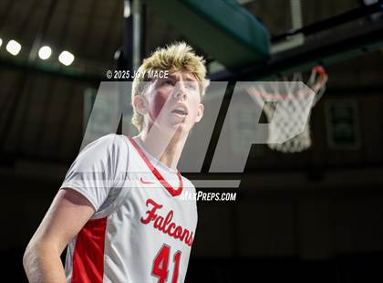 Thumbnail 1 in Zane Trace vs Minford (OHSAA D5 District Final) photogallery.