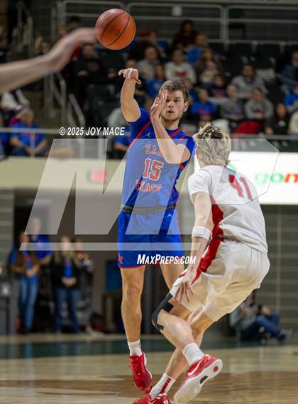 Thumbnail 1 in Zane Trace vs Minford (OHSAA D5 District Final) photogallery.