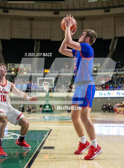Thumbnail 3 in Zane Trace vs Minford (OHSAA D5 District Final) photogallery.