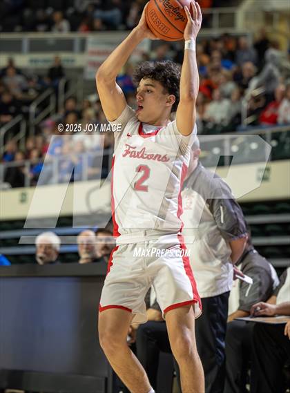 Thumbnail 2 in Zane Trace vs Minford (OHSAA D5 District Final) photogallery.