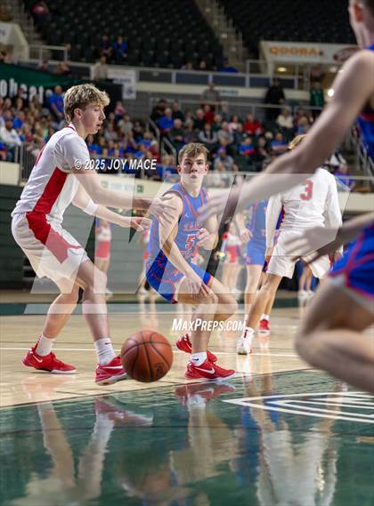 Thumbnail 1 in Zane Trace vs Minford (OHSAA D5 District Final) photogallery.