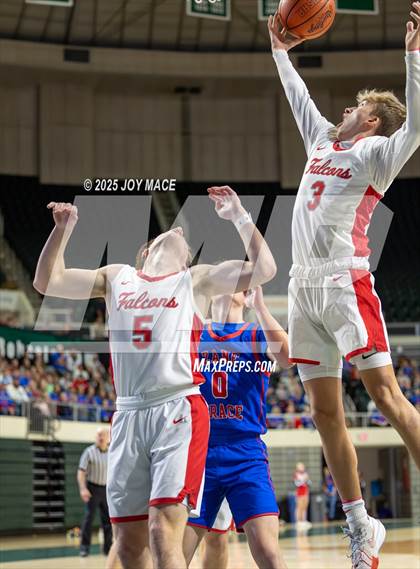Thumbnail 3 in Zane Trace vs Minford (OHSAA D5 District Final) photogallery.