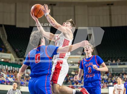 Thumbnail 2 in Zane Trace vs Minford (OHSAA D5 District Final) photogallery.