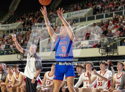 Thumbnail 1 in Zane Trace vs Minford (OHSAA D5 District Final) photogallery.