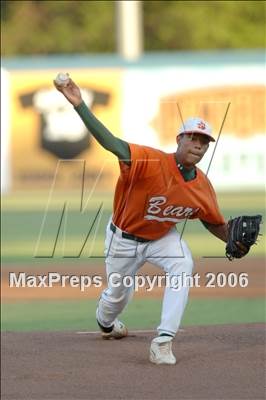 Thumbnail 3 in Riverside Poly vs Lakewood (Section Playoffs) photogallery.