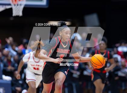 Thumbnail 1 in Hardaway vs Baldwin (GHSA 4A State Championship) photogallery.