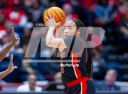 Thumbnail 2 in Hardaway vs Baldwin (GHSA 4A State Championship) photogallery.