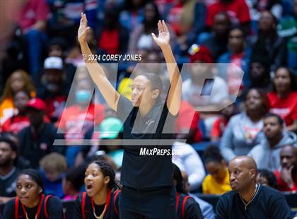 Thumbnail 1 in Hardaway vs Baldwin (GHSA 4A State Championship) photogallery.