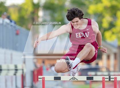 Thumbnail 2 in LHSAA District 8-3A(District Track Meet) photogallery.