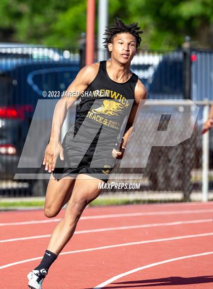 Thumbnail 1 in LHSAA District 8-3A(District Track Meet) photogallery.