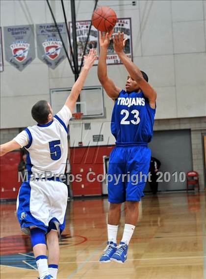 Thumbnail 1 in Windward vs. Lutheran (CIF SS D5AA Final) photogallery.