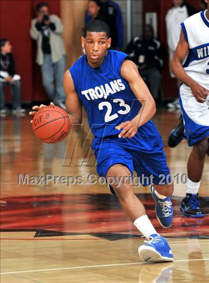 Thumbnail 3 in Windward vs. Lutheran (CIF SS D5AA Final) photogallery.