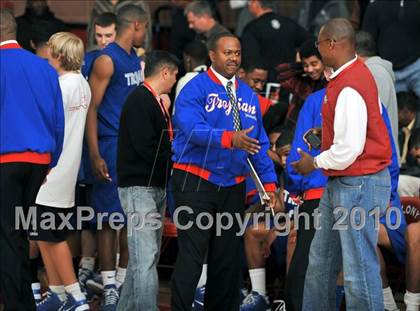 Thumbnail 2 in Windward vs. Lutheran (CIF SS D5AA Final) photogallery.