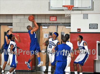 Thumbnail 1 in Windward vs. Lutheran (CIF SS D5AA Final) photogallery.