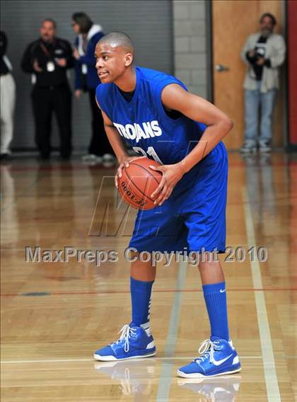 Thumbnail 1 in Windward vs. Lutheran (CIF SS D5AA Final) photogallery.
