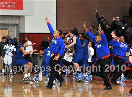 Thumbnail 2 in Windward vs. Lutheran (CIF SS D5AA Final) photogallery.
