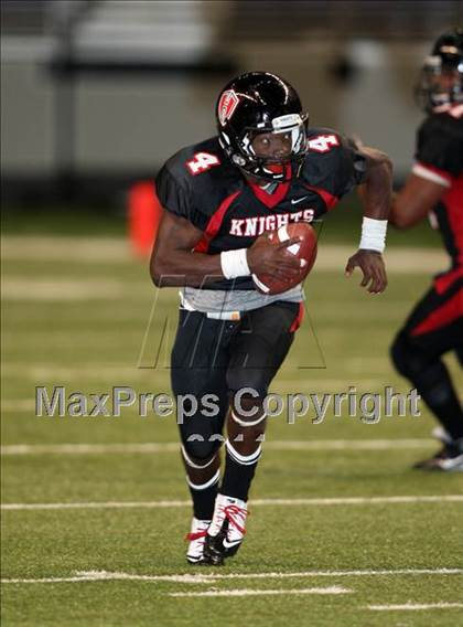 Thumbnail 2 in Georgetown vs. Harker Heights (Dave Campbell's Texas Football Classic) photogallery.