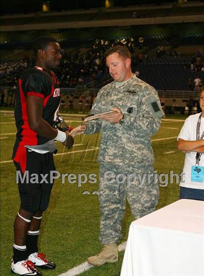Thumbnail 1 in Georgetown vs. Harker Heights (Dave Campbell's Texas Football Classic) photogallery.