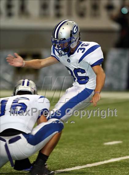 Thumbnail 1 in Georgetown vs. Harker Heights (Dave Campbell's Texas Football Classic) photogallery.