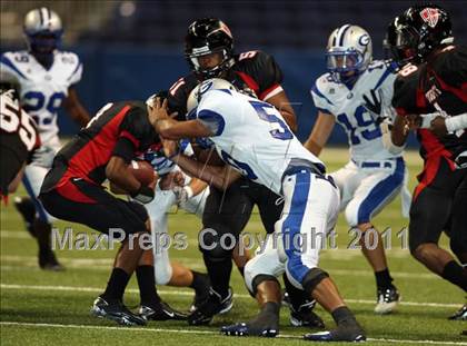 Thumbnail 1 in Georgetown vs. Harker Heights (Dave Campbell's Texas Football Classic) photogallery.
