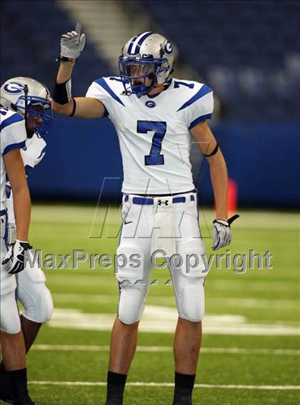Thumbnail 1 in Georgetown vs. Harker Heights (Dave Campbell's Texas Football Classic) photogallery.