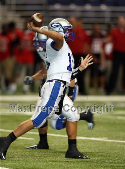Thumbnail 1 in Georgetown vs. Harker Heights (Dave Campbell's Texas Football Classic) photogallery.