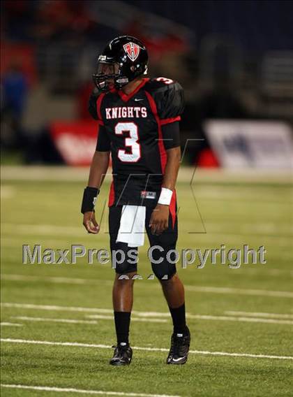 Thumbnail 2 in Georgetown vs. Harker Heights (Dave Campbell's Texas Football Classic) photogallery.