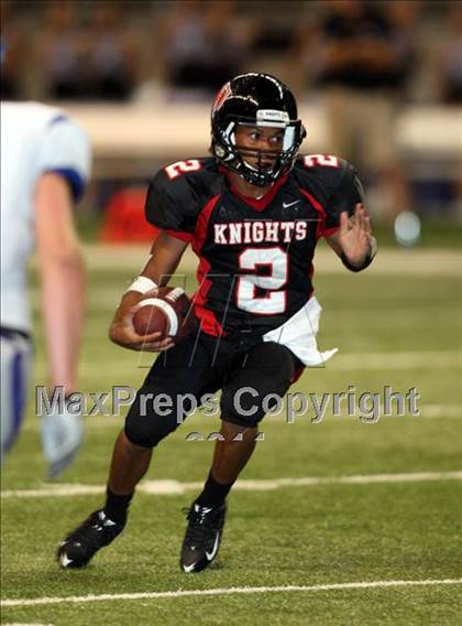Thumbnail 1 in Georgetown vs. Harker Heights (Dave Campbell's Texas Football Classic) photogallery.