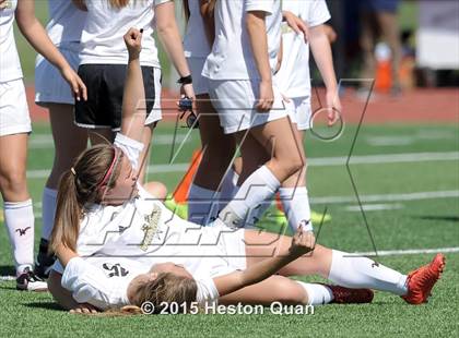 Thumbnail 2 in West vs. Cypress (CIF SS D3 Final) photogallery.