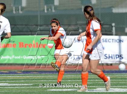 Thumbnail 2 in West vs. Cypress (CIF SS D3 Final) photogallery.