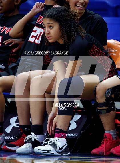 Thumbnail 1 in Trinity vs Keller (UIL 6A Bi-District Playoff) photogallery.