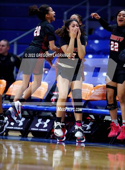 Thumbnail 2 in Trinity vs Keller (UIL 6A Bi-District Playoff) photogallery.
