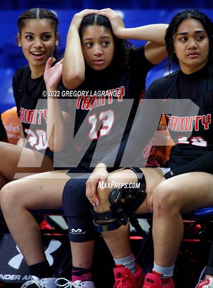 Thumbnail 2 in Trinity vs Keller (UIL 6A Bi-District Playoff) photogallery.