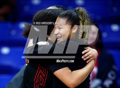 Thumbnail 3 in Trinity vs Keller (UIL 6A Bi-District Playoff) photogallery.