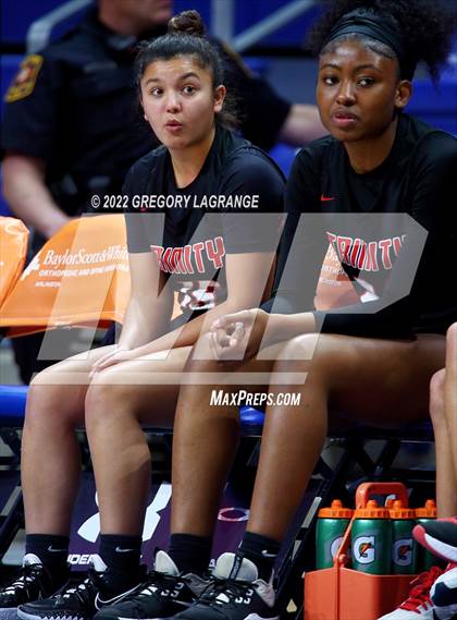 Thumbnail 2 in Trinity vs Keller (UIL 6A Bi-District Playoff) photogallery.