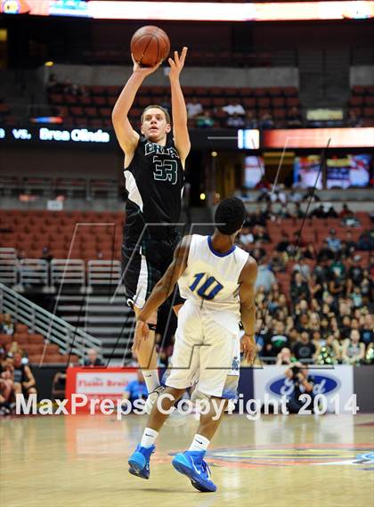 Thumbnail 3 in Santa Margarita vs. Brea Olinda (CIF SS 3AA Final) photogallery.