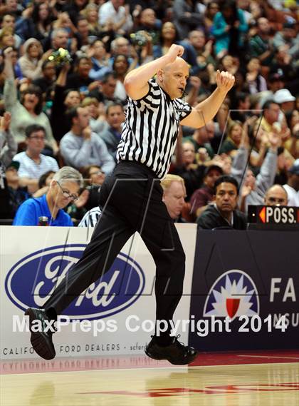 Thumbnail 3 in Santa Margarita vs. Brea Olinda (CIF SS 3AA Final) photogallery.
