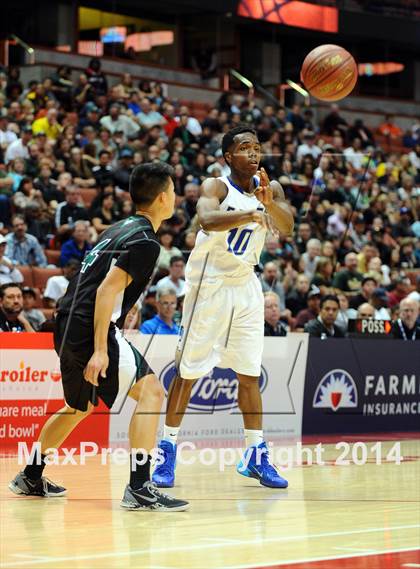 Thumbnail 2 in Santa Margarita vs. Brea Olinda (CIF SS 3AA Final) photogallery.