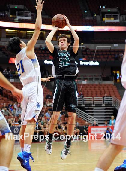 Thumbnail 2 in Santa Margarita vs. Brea Olinda (CIF SS 3AA Final) photogallery.
