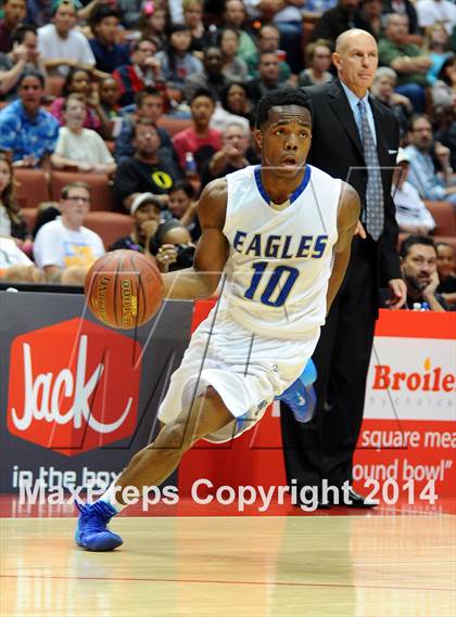 Thumbnail 2 in Santa Margarita vs. Brea Olinda (CIF SS 3AA Final) photogallery.