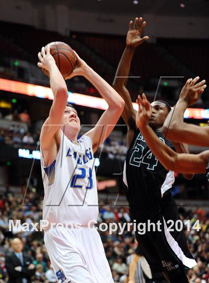 Thumbnail 1 in Santa Margarita vs. Brea Olinda (CIF SS 3AA Final) photogallery.