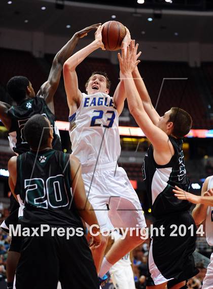 Thumbnail 1 in Santa Margarita vs. Brea Olinda (CIF SS 3AA Final) photogallery.