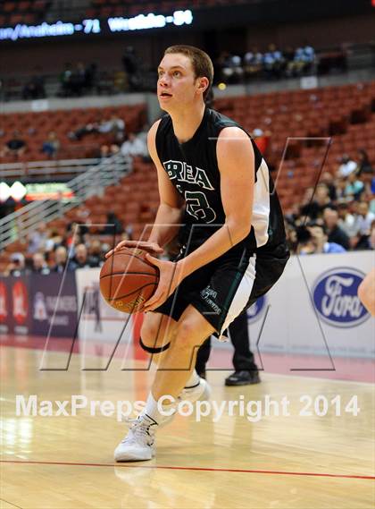 Thumbnail 2 in Santa Margarita vs. Brea Olinda (CIF SS 3AA Final) photogallery.