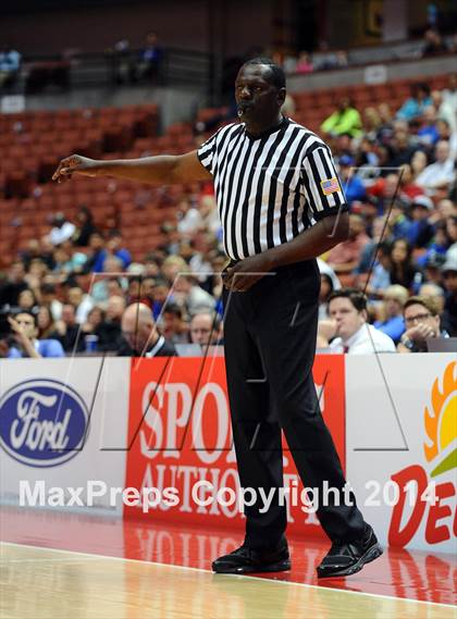 Thumbnail 1 in Santa Margarita vs. Brea Olinda (CIF SS 3AA Final) photogallery.