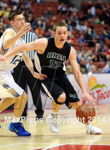 Thumbnail 2 in Santa Margarita vs. Brea Olinda (CIF SS 3AA Final) photogallery.