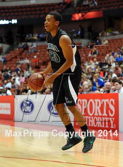 Thumbnail 2 in Santa Margarita vs. Brea Olinda (CIF SS 3AA Final) photogallery.
