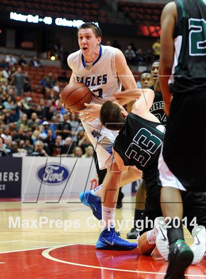 Thumbnail 1 in Santa Margarita vs. Brea Olinda (CIF SS 3AA Final) photogallery.