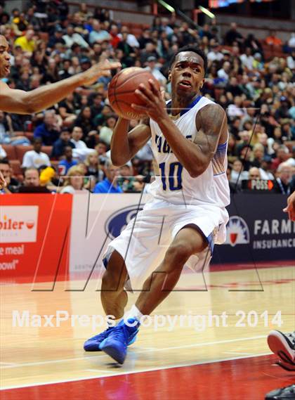 Thumbnail 3 in Santa Margarita vs. Brea Olinda (CIF SS 3AA Final) photogallery.