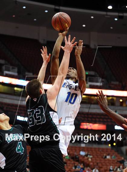 Thumbnail 1 in Santa Margarita vs. Brea Olinda (CIF SS 3AA Final) photogallery.